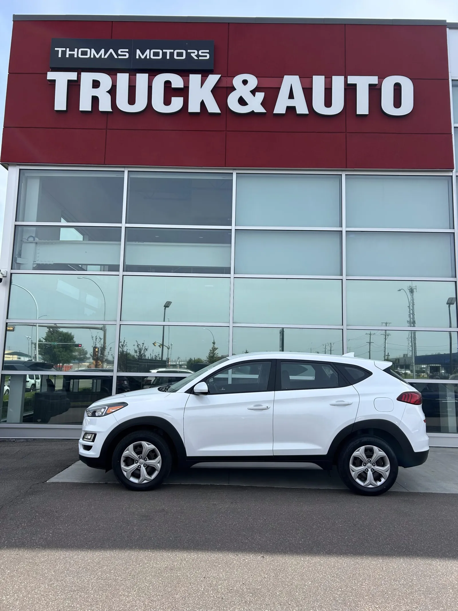 2021 Hyundai Tucson Essential - Photo 2