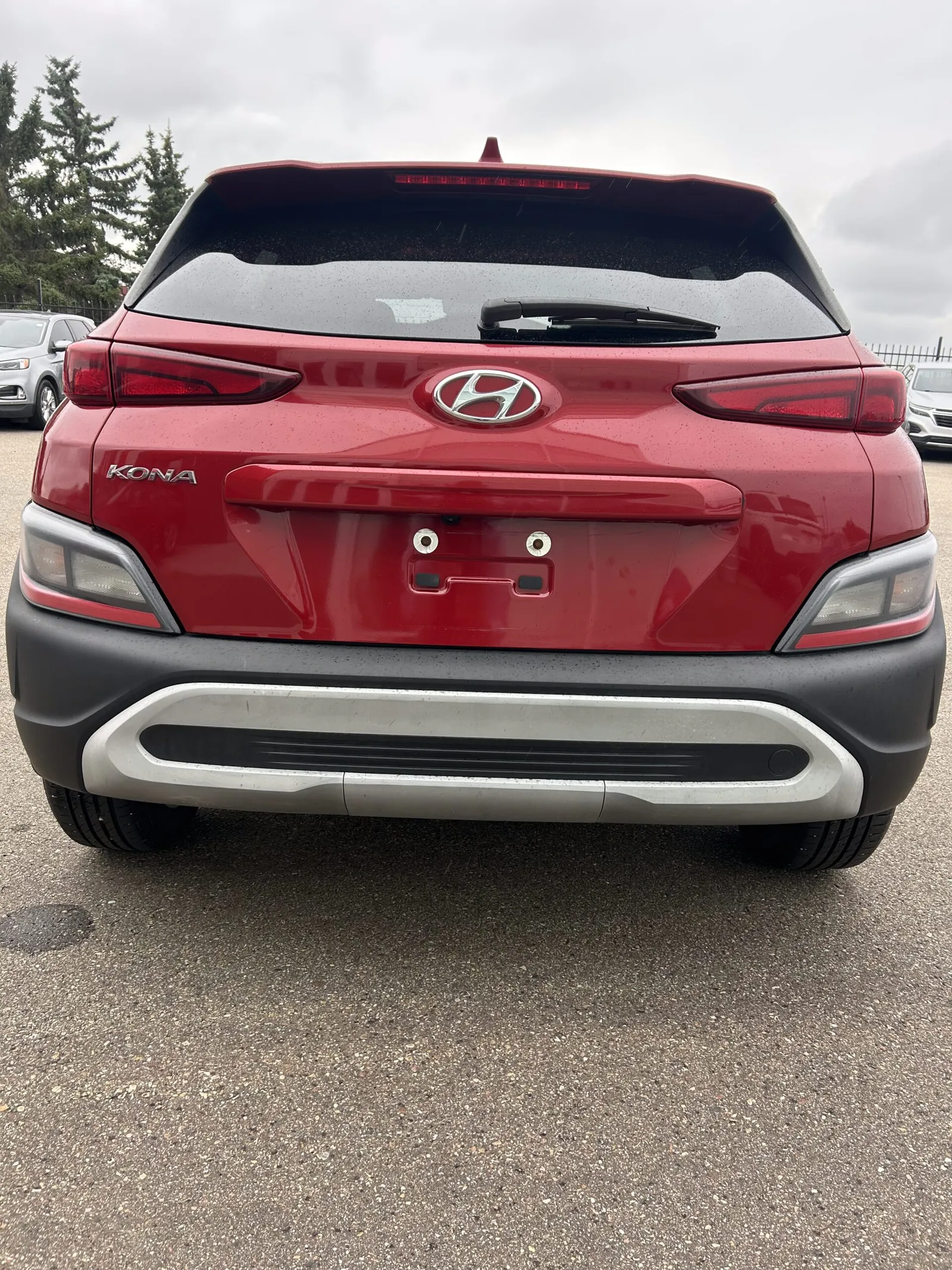 2022 Hyundai Kona LE - Photo 4