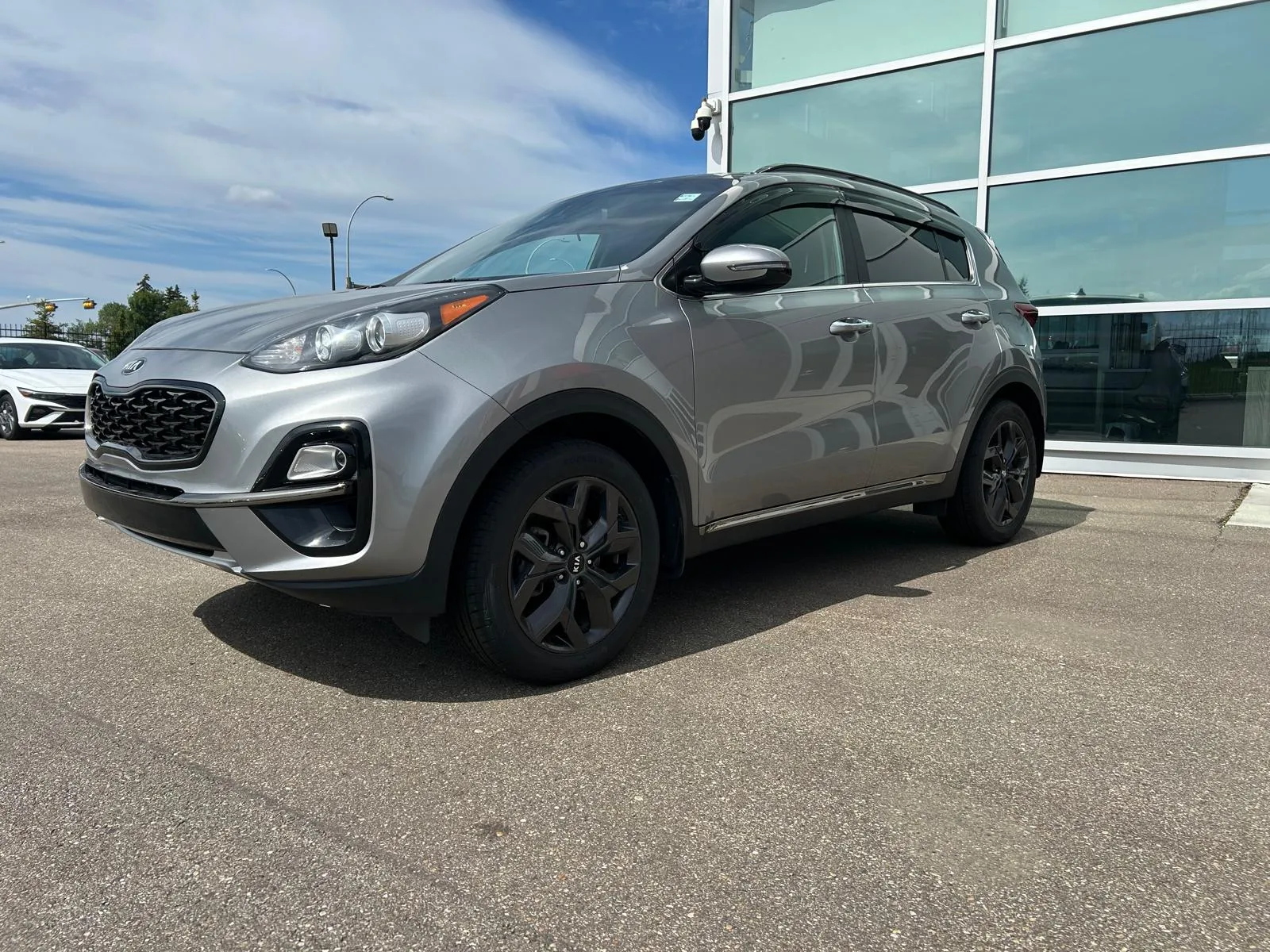 2022 Kia Sportage EX - Photo 1