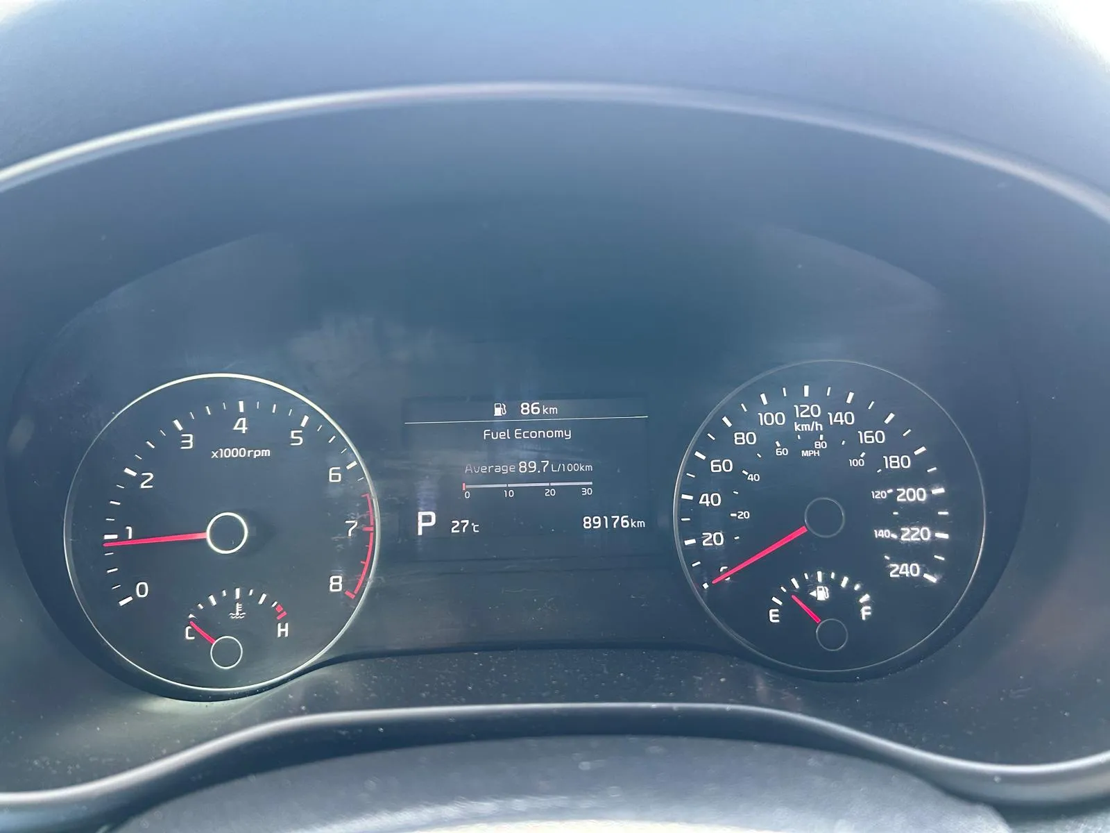 2022 Kia Sportage EX - Photo 5