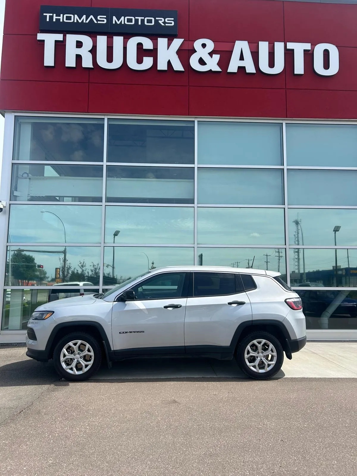 2024 Jeep Compass Sport - Photo 2