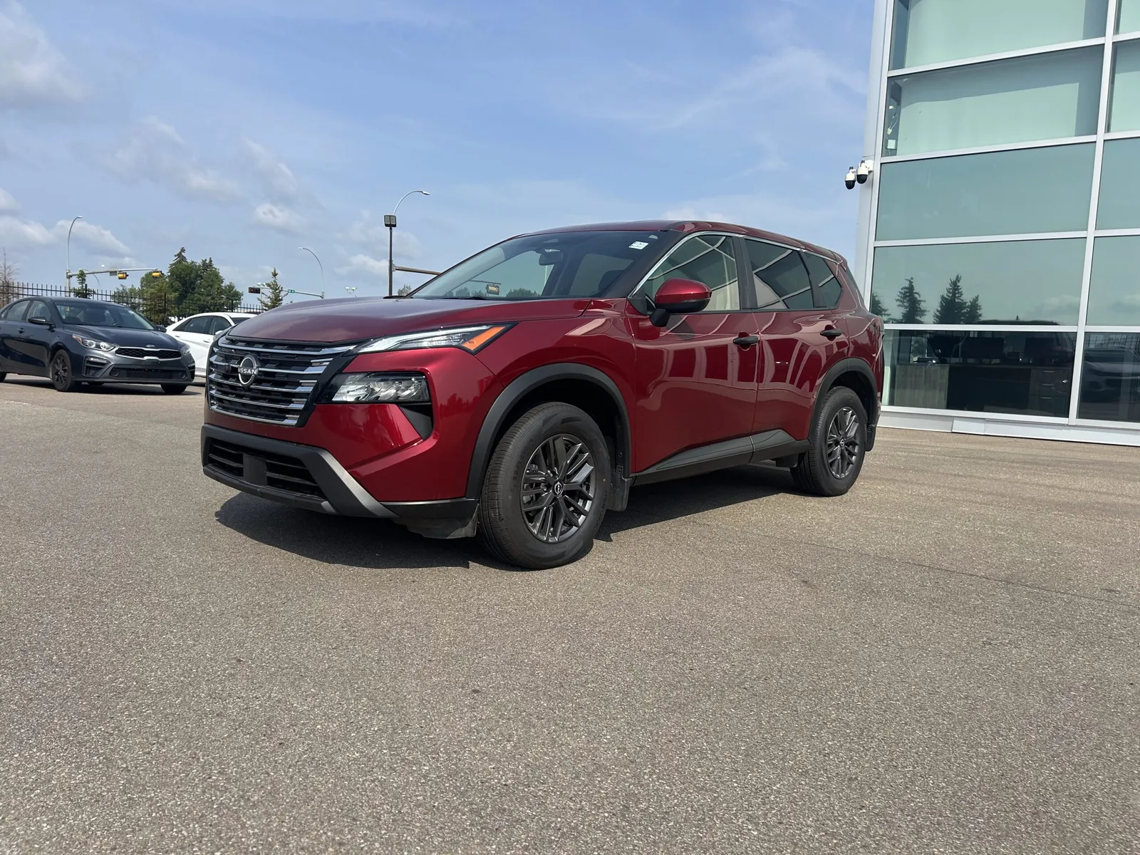 2024 Nissan Rogue S - Photo 1